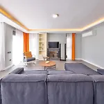 Elmas Villa *