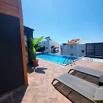 Villa Elmas