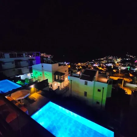 فيلة Elmas *