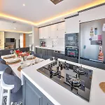 Elmas Villa *
