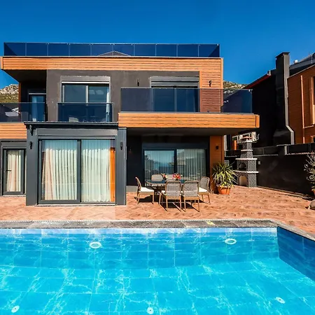 Elmas Villa